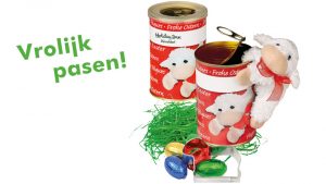 Paasblikje met lammetje als paasgeschenk
